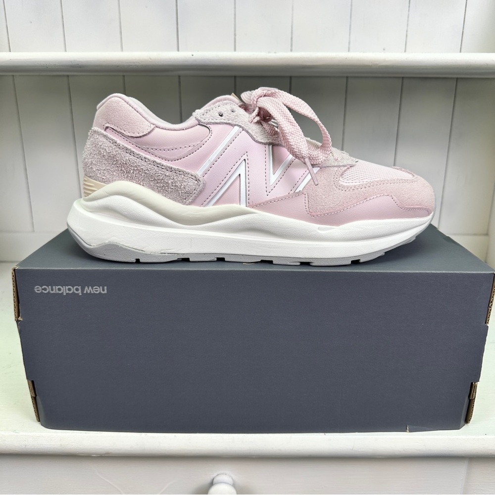 New Balance 57/40 Retro Running Shoes / Sneakers - Pink - Picture 2 of 14